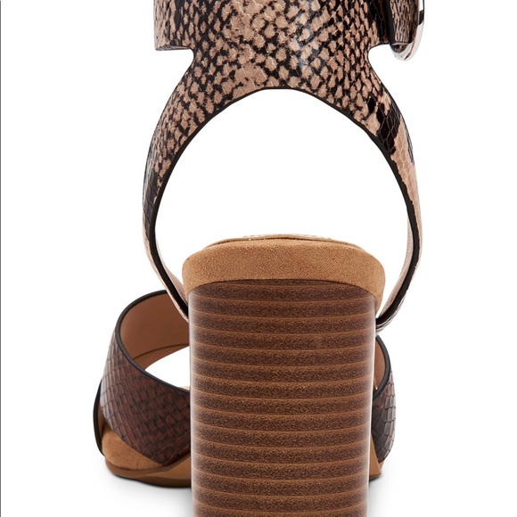 Alfani Snakeskin Heels Size 6.5 - Picture 4 of 9